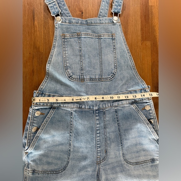 Old Navy Denim Overalls - Picture 6 of 7